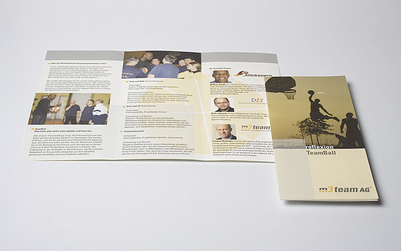 Entwurf eines Unternehmensflyer für die m3team AG
